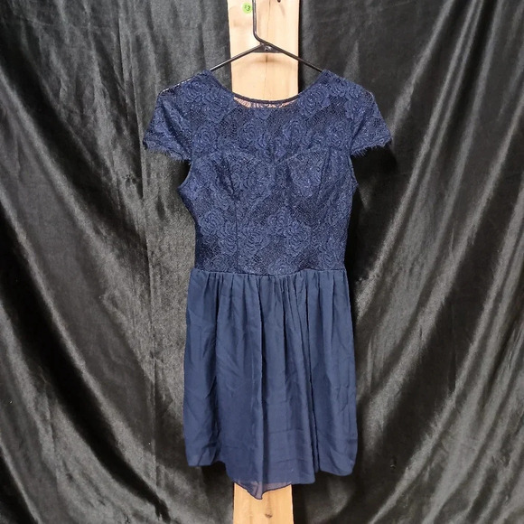 Navy blue with lace on top speechless navy blue size 7 dress - Picture 3 of 7